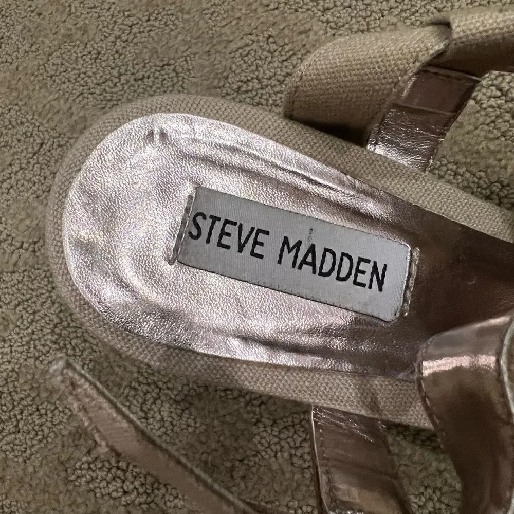 Steve Madden Women’s 6.5 Adorable Khaki Wedge Sandals with Bow and Back Buckle